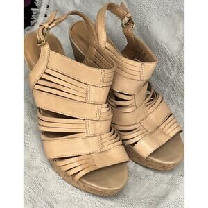 Franco Sarto Womens Sharp Sandal Size 8.5 Beige Leather Wedge Heel Cork Platform